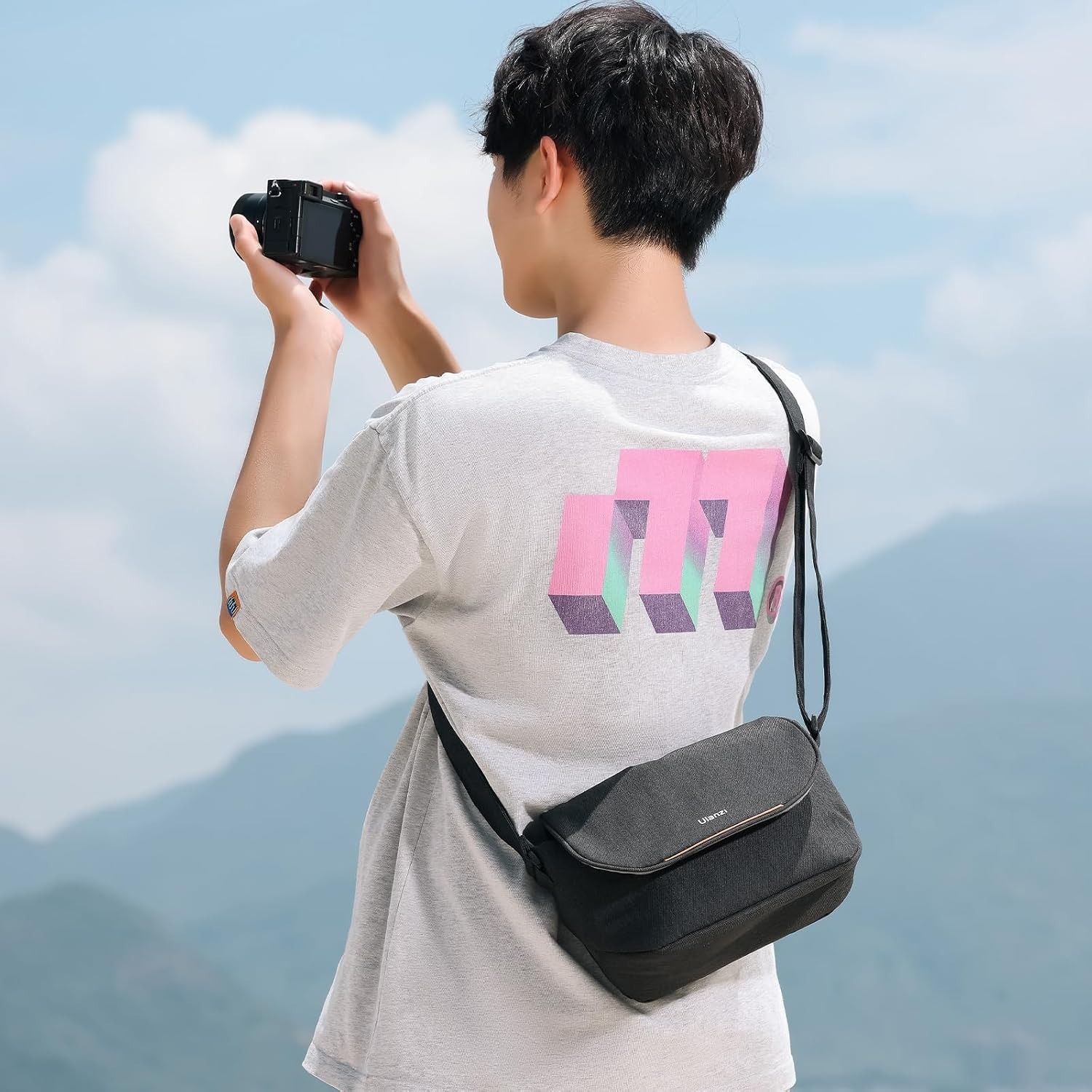 ULANZI F01 Small Camera Sling Bag: image 8